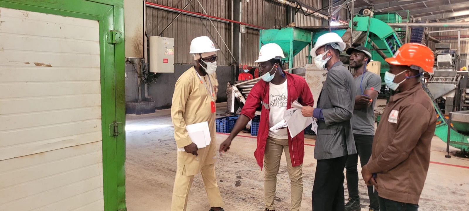Halal Côte d’Ivoire auditors visiting a factory